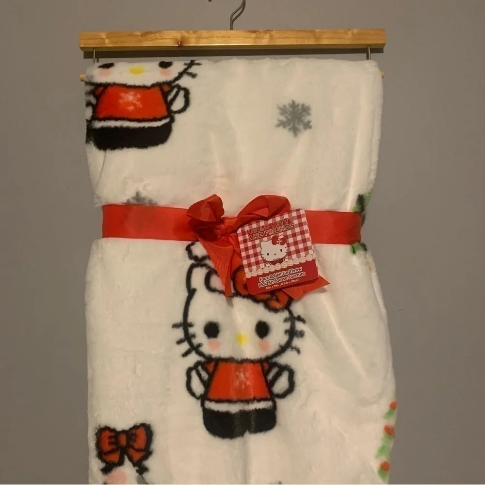 NWT. HELLO KITTY Christmas Trees Holiday Blanket